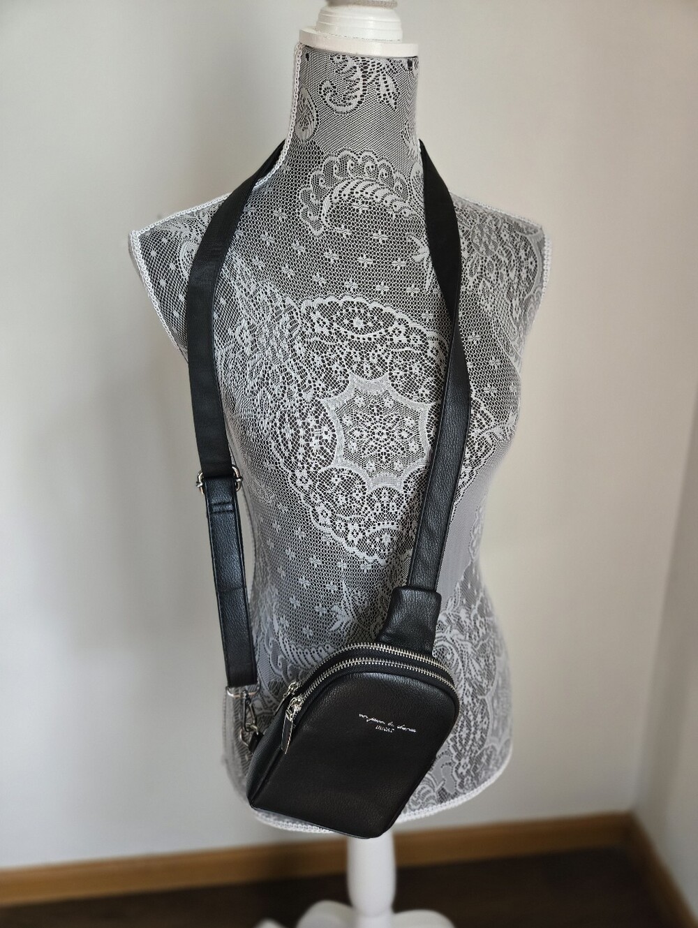 Inicat Black Crossbody Sling Bag -Vegan Leather Silver Hardware - Picture 12 of 12